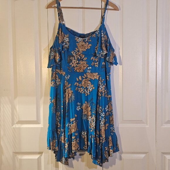 Torrid Sz 4 Gauze Cold Shoulder Skater Dress Plus Size Floral Boho Aesthetic - Picture 2 of 10